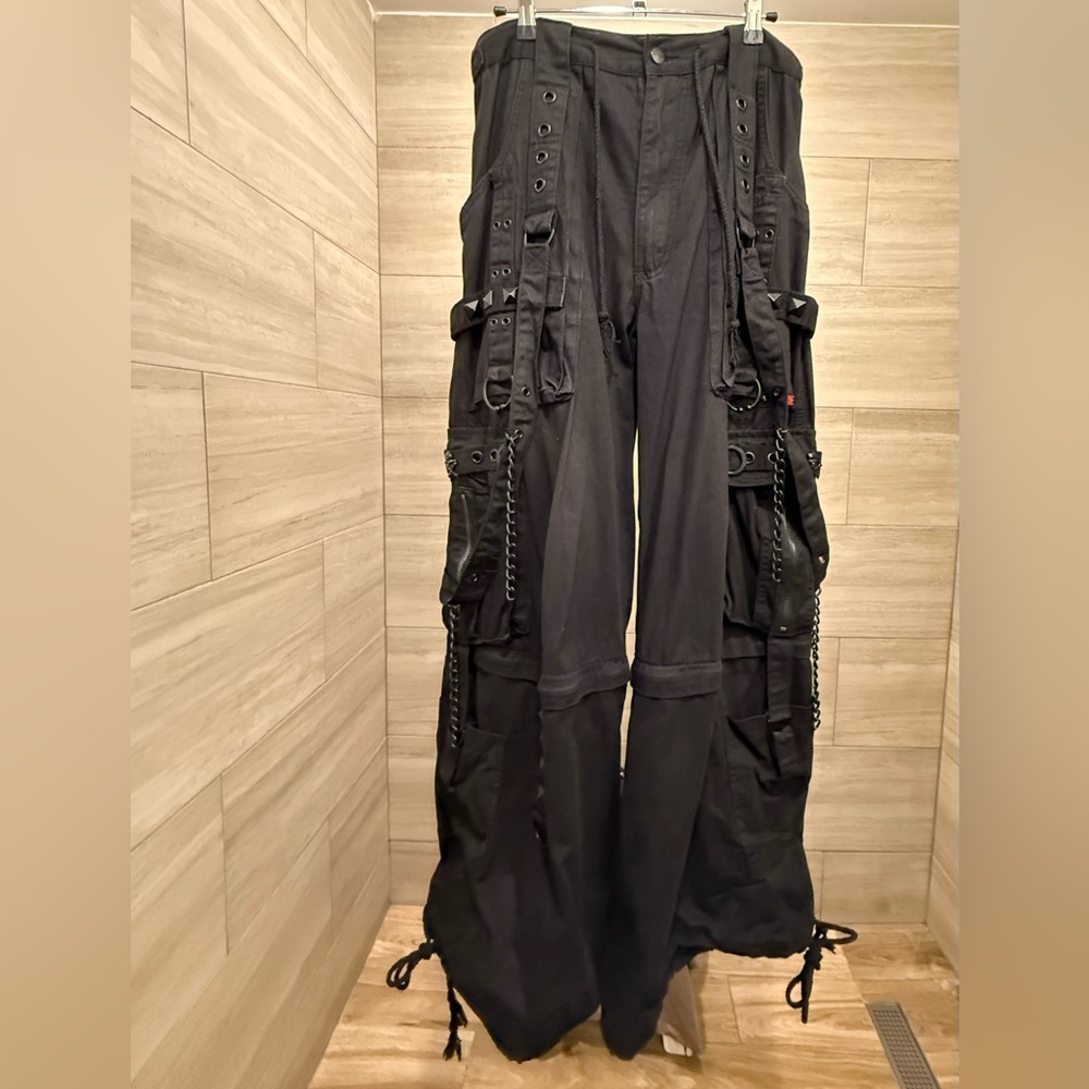 Tripp NYC Black Darkstreet Convertible Pants/Shorts